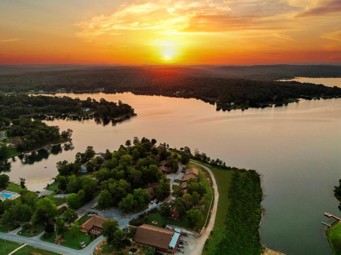 Crown Lake Resort & Spa Horseshoe Bend Екстер'єр фото